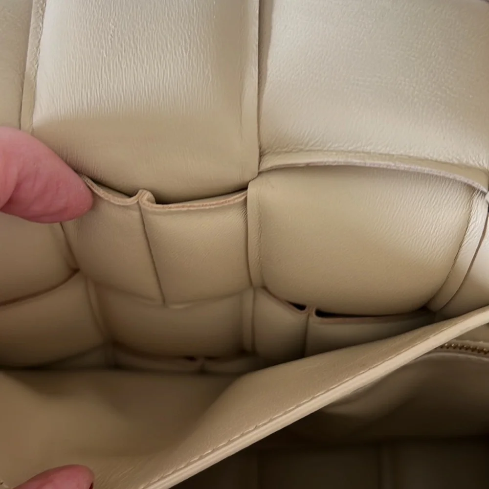 🎉Host Pick!🎉Bottega Veneta Padded Cassette Crossbody - Picture 10 of 16